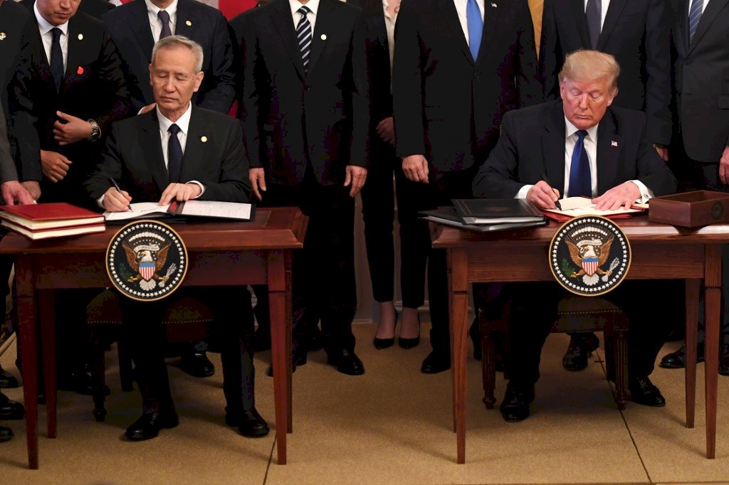 美中簽署首階段貿易協議 美加徵關稅暫不撤銷