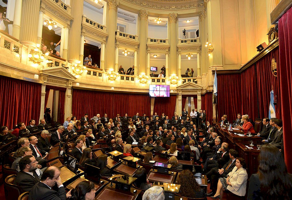 外債危機高 阿根廷參院通過債務重整案