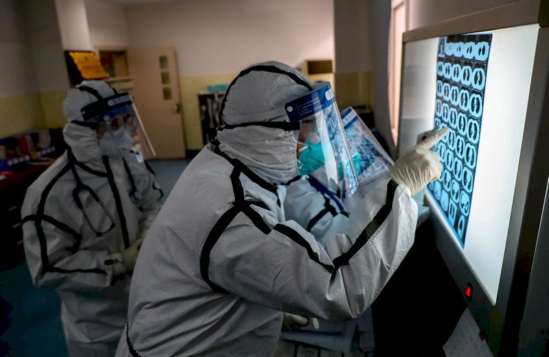 武漢肺炎病毒是否空氣傳播 中國專家莫衷一是