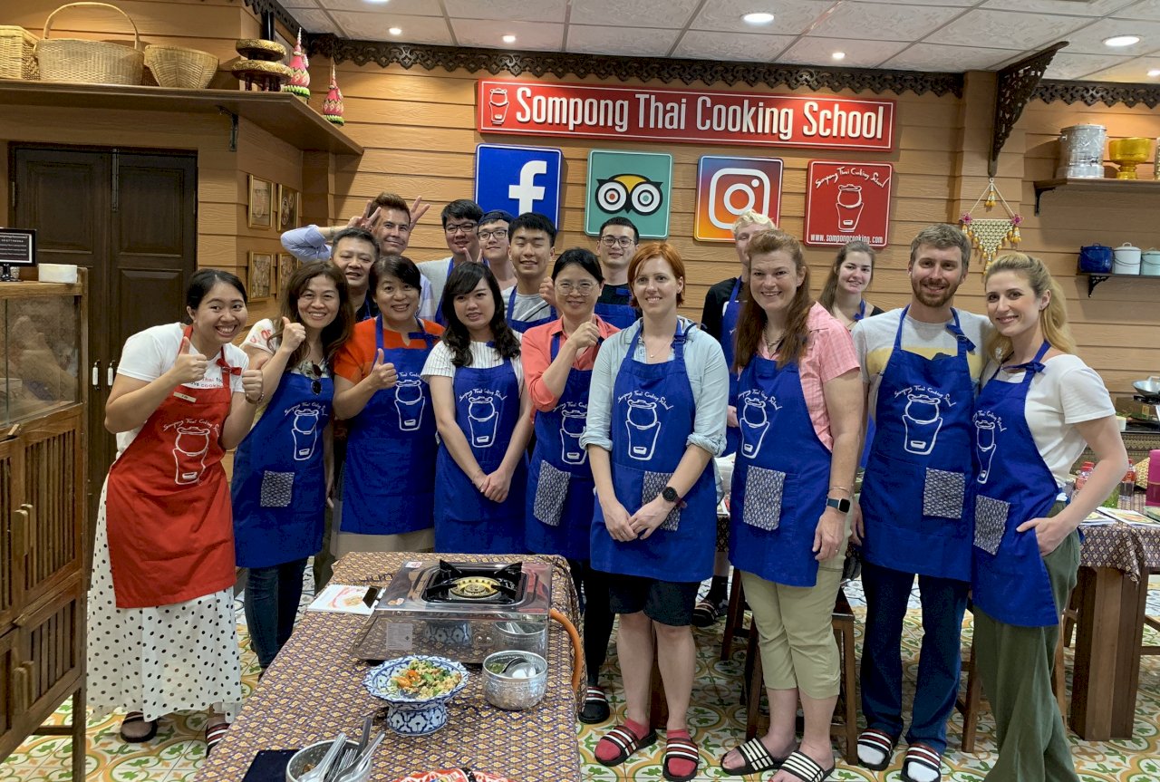移地體驗慢食文化 南華碩士生赴泰參加廚藝教室