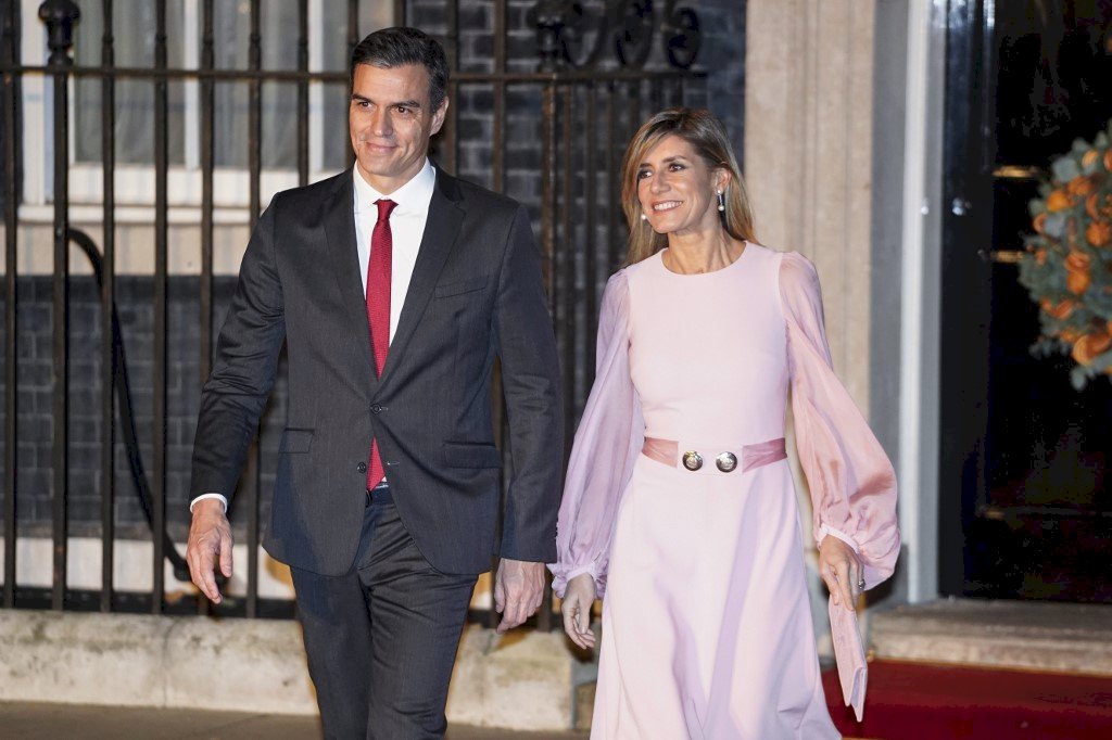 妻子被指涉貪 西班牙總理考慮辭職