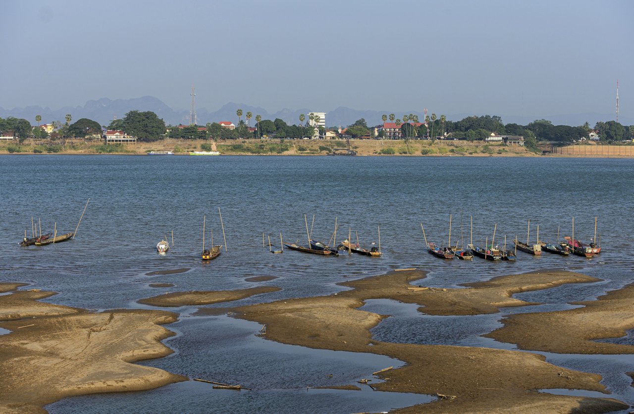 中國湄公河上游築壩猛儲水 嚴重加劇下游乾旱危機