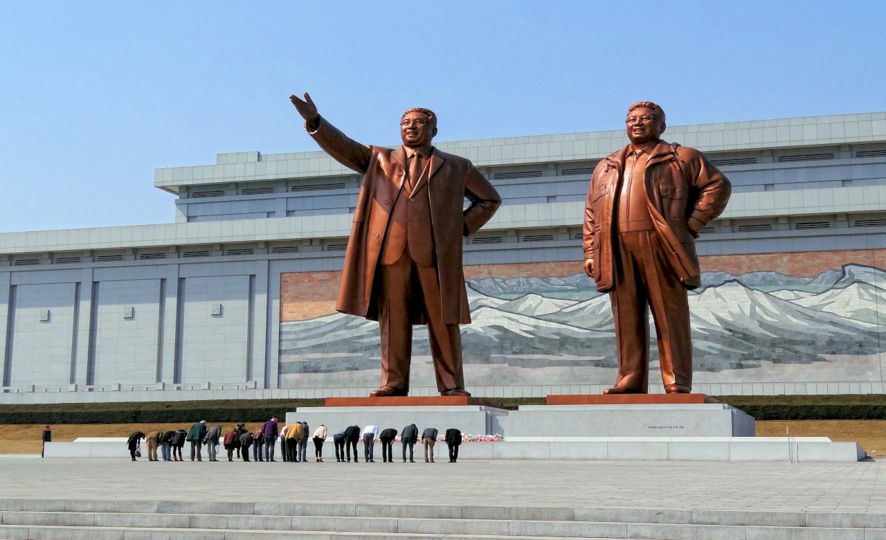 疫情危機未解 北韓民眾低調慶太陽節