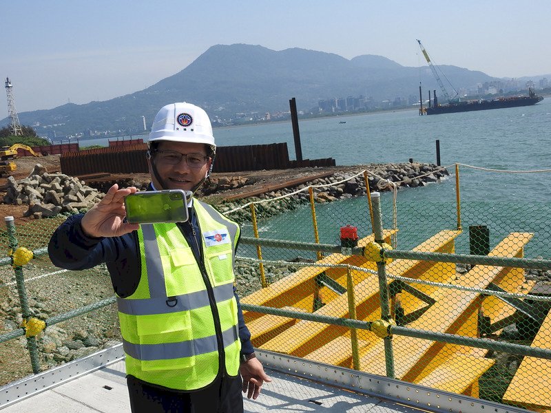 世界級地標―淡江大橋 主橋塔奠基、2024年完工