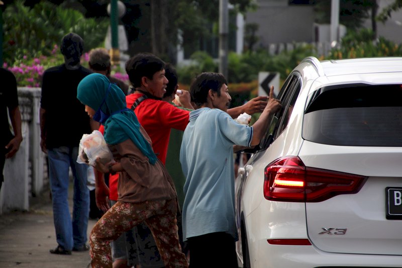 疫情危機衝擊 印尼經濟1998年來首次全年萎縮
