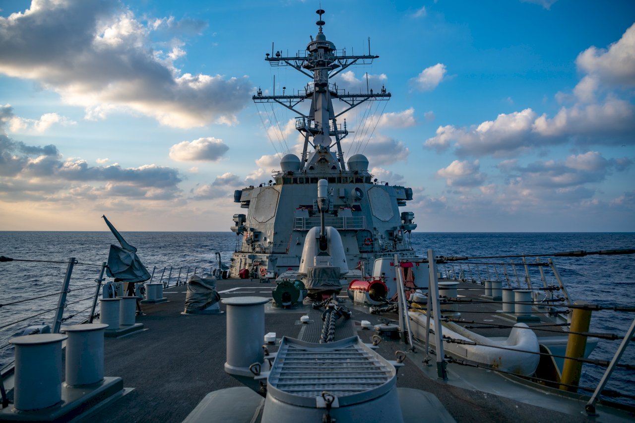 美艦連2天南海挑戰中國 凸顯美軍新戰略