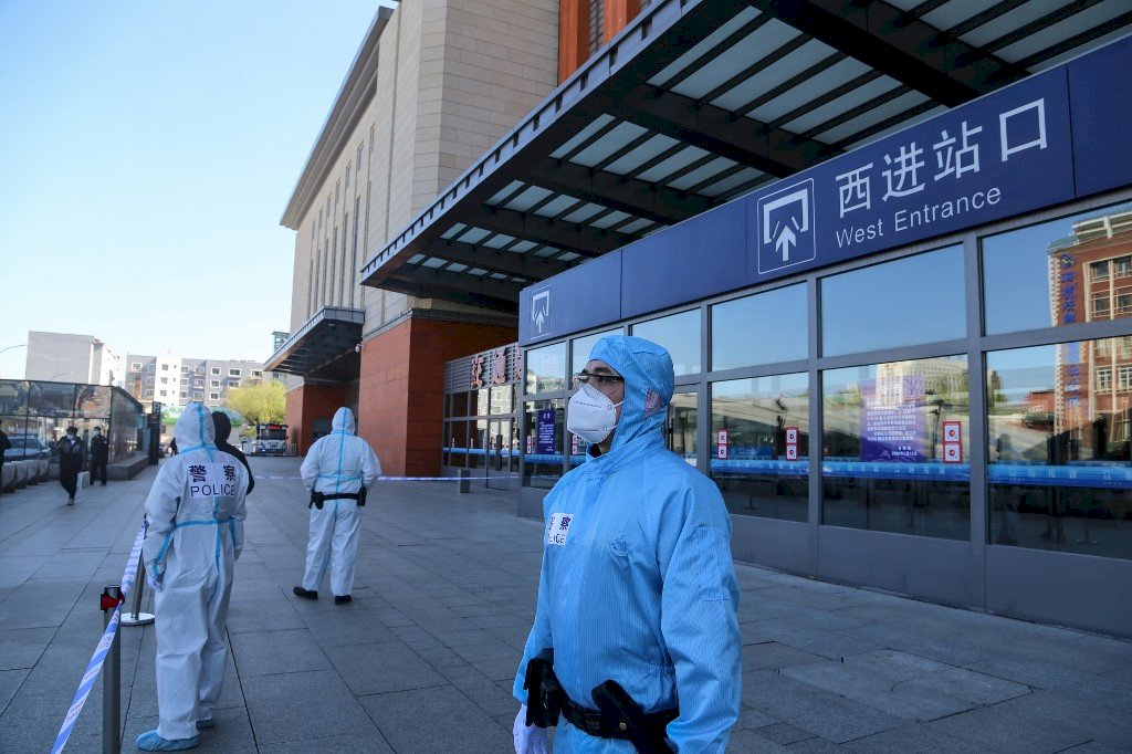 中國新增染疫數再降 東北疫情反覆再起