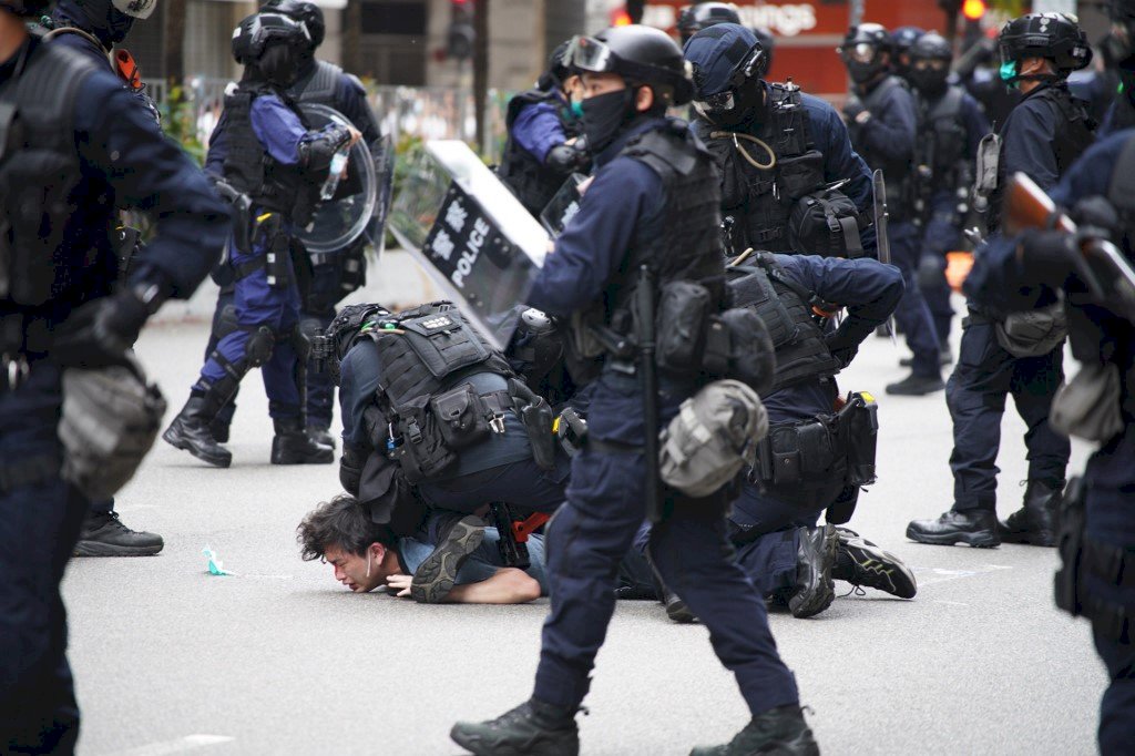 國安法施行後首次上街 香港多人被捕(影音)