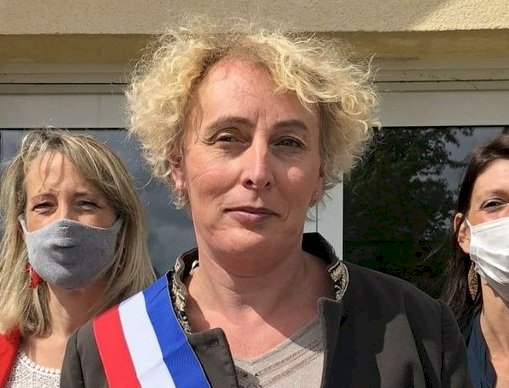 法國首見 東北小鎮選出跨性別鎮長