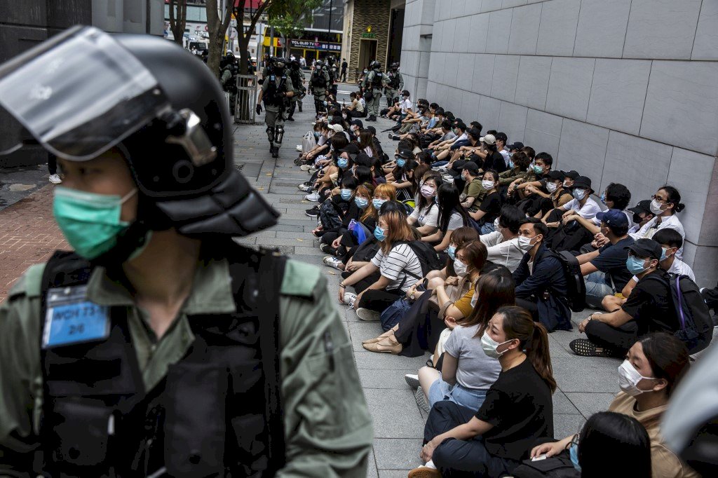 香港國歌法二讀抗爭持續 逾360人被捕