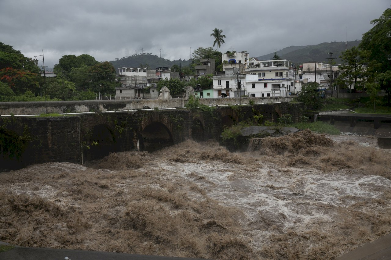 熱帶風暴亞曼達襲薩爾瓦多和瓜地馬拉 至少10死