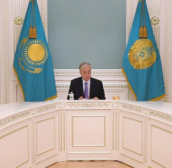 哈薩克總統發言人染疫住院