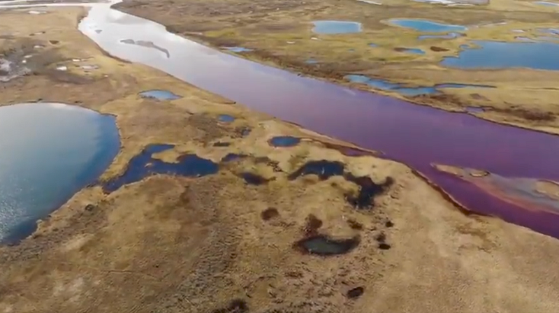 俄北極圈嚴重漏油事故 水壩圍堵汙染來不及