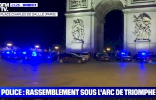 警察的命也是命 法國警車凱旋門鳴笛抗議