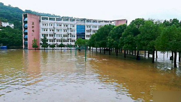 重慶80年來最大洪災 官方挨批封鎖消息