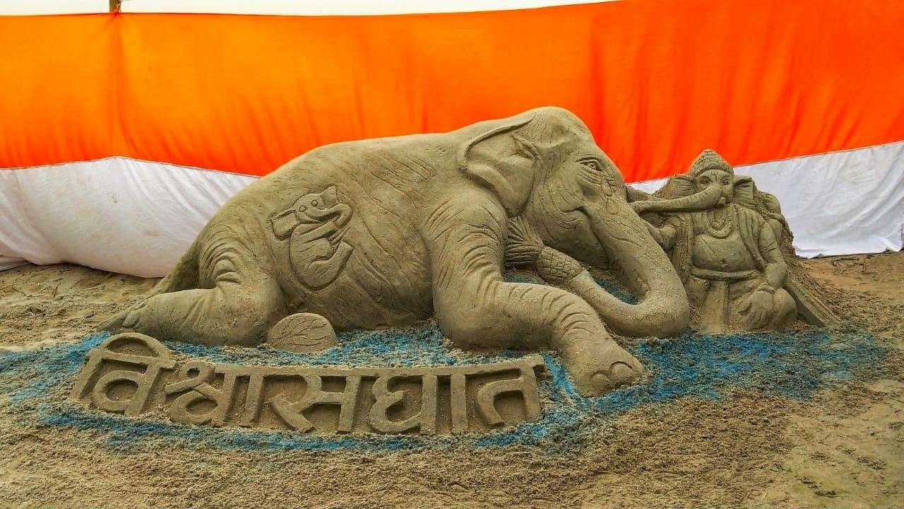 印度懷孕母象被炸死 全球藝術家以畫作聲援