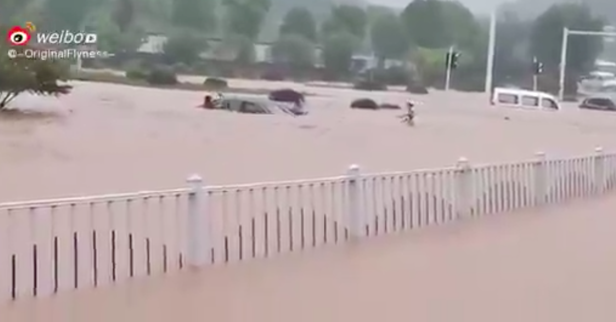 暴雨預警持續 中國南方多地降雨量破紀錄