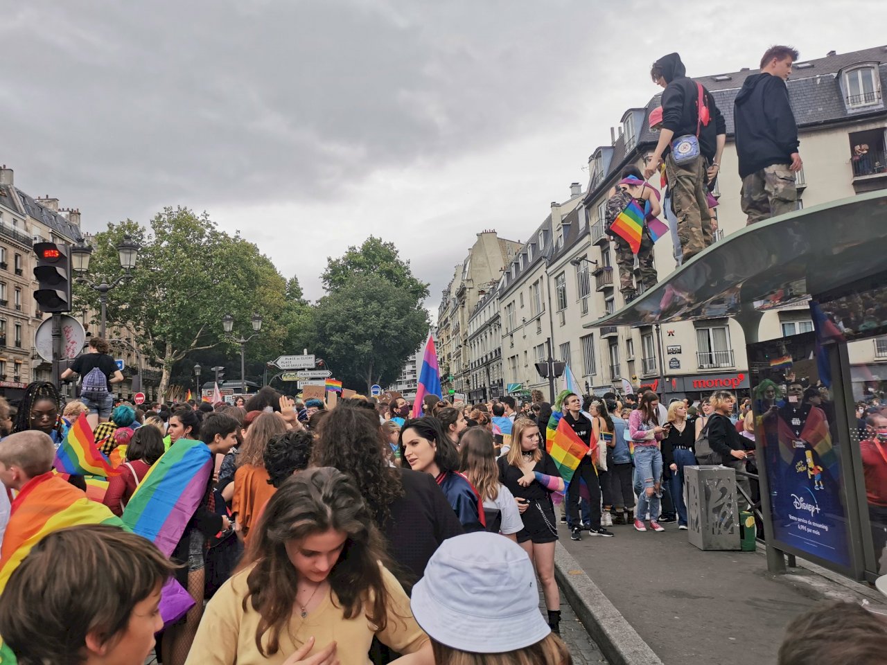 反種族歧視 LGBT驕傲遊行巴黎登場