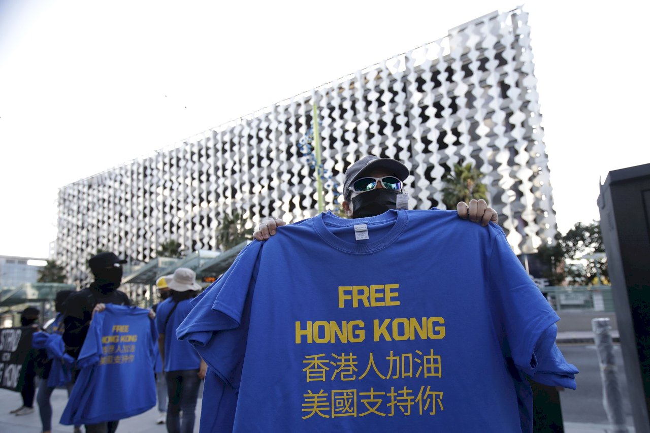 NBA球衣禁寫香港自由 挨批後下架客製化功能
