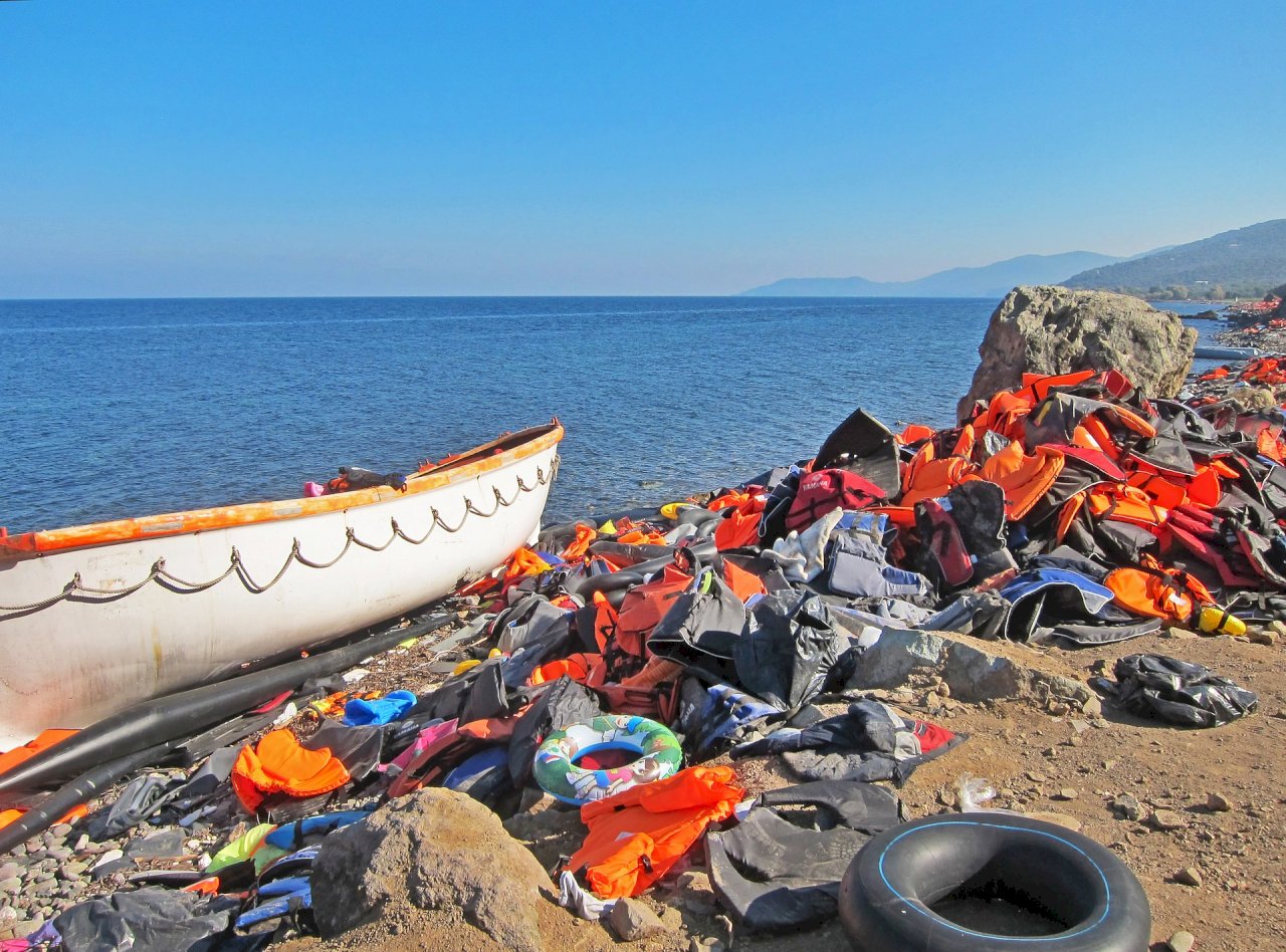 聯合國：近百移民受困地中海 可能溺斃