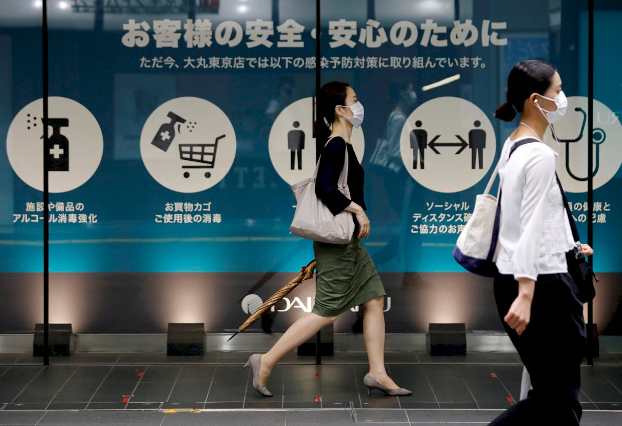 日本疫情連2天逾800例 擬提高在家工作比率