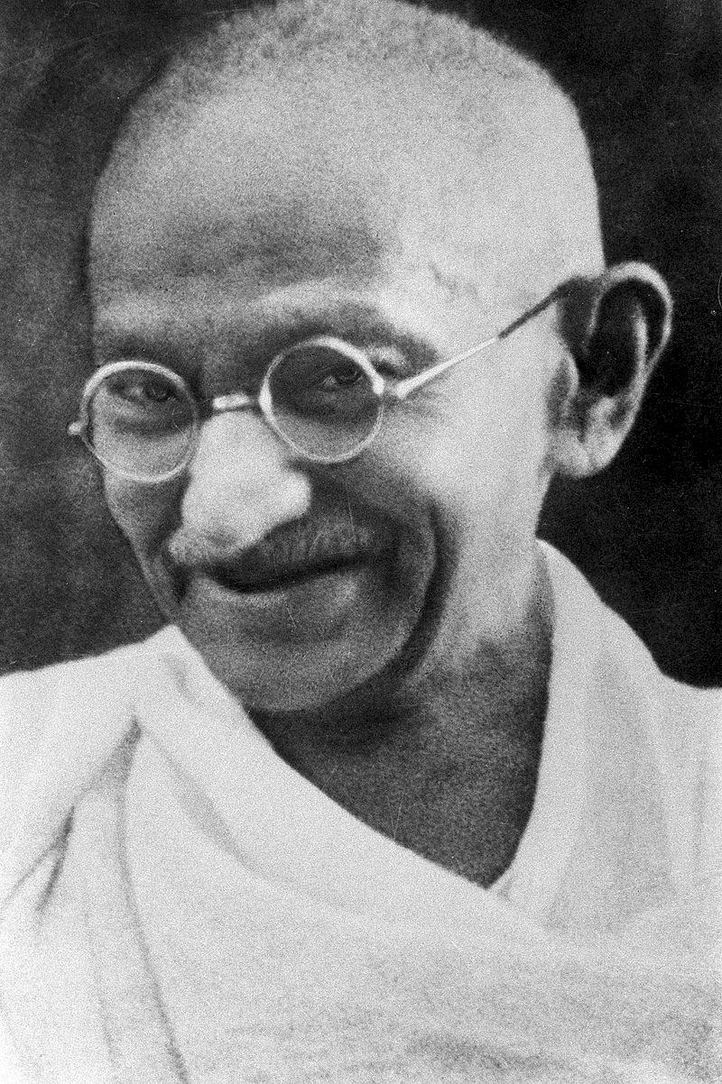 印度國父甘地鍍金眼鏡 英國拍賣千萬落槌