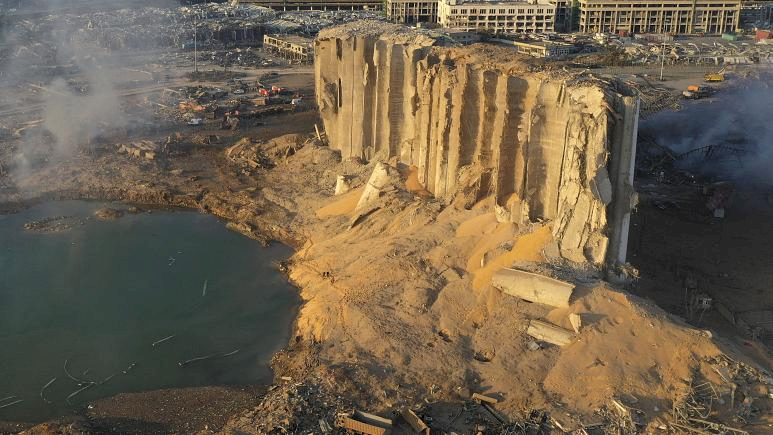 黎巴嫩貝魯特港大爆炸 現場遺留43公尺深坑洞