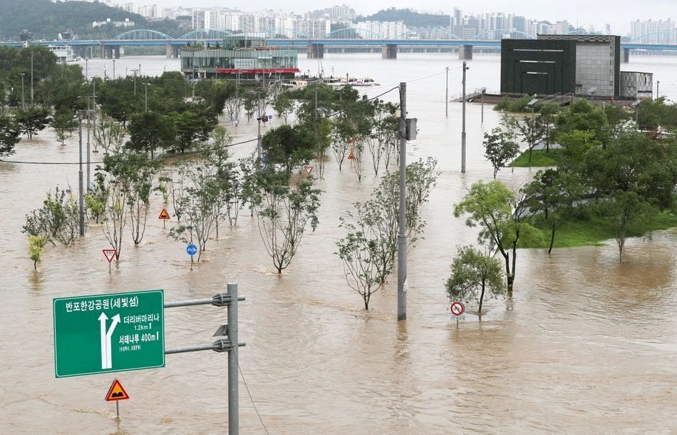 韓國9年來首次發布洪水預警 漢江公園出入管制
