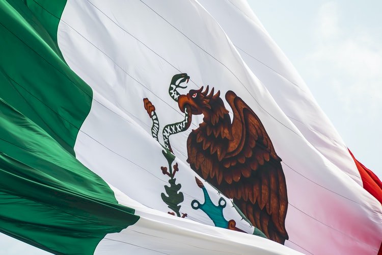 正規職務不再流失 墨國總統：民眾8月回復工作