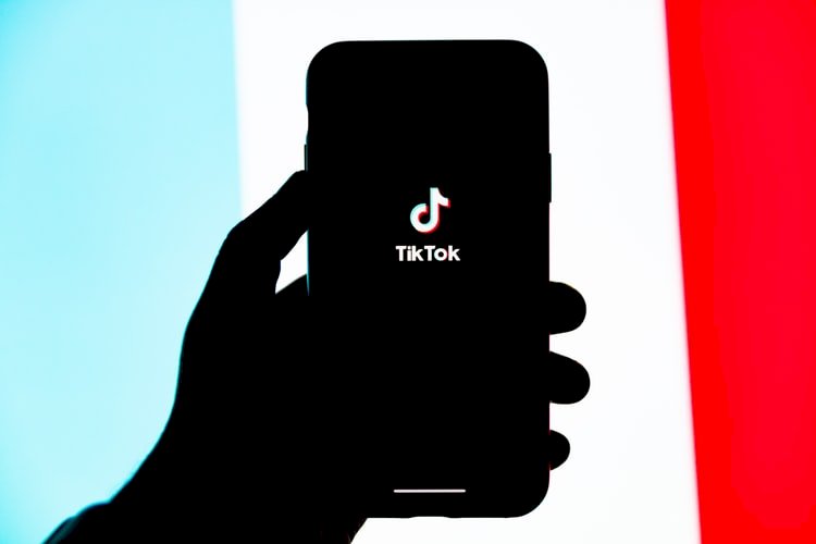 廣播禁完換電視台 瑞典公共電視台禁員工在工作電話下載TikTok