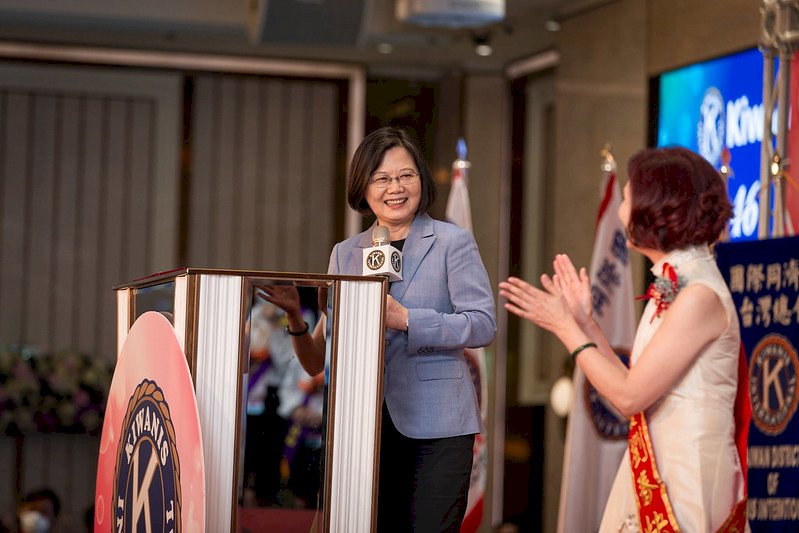 同濟會捐防疫物資援外 總統：讓世界看見台灣
