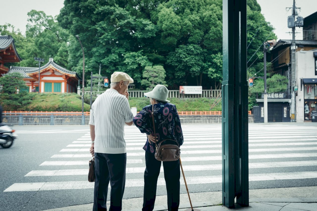 日本七成照護業者人手不足 12年來最糟