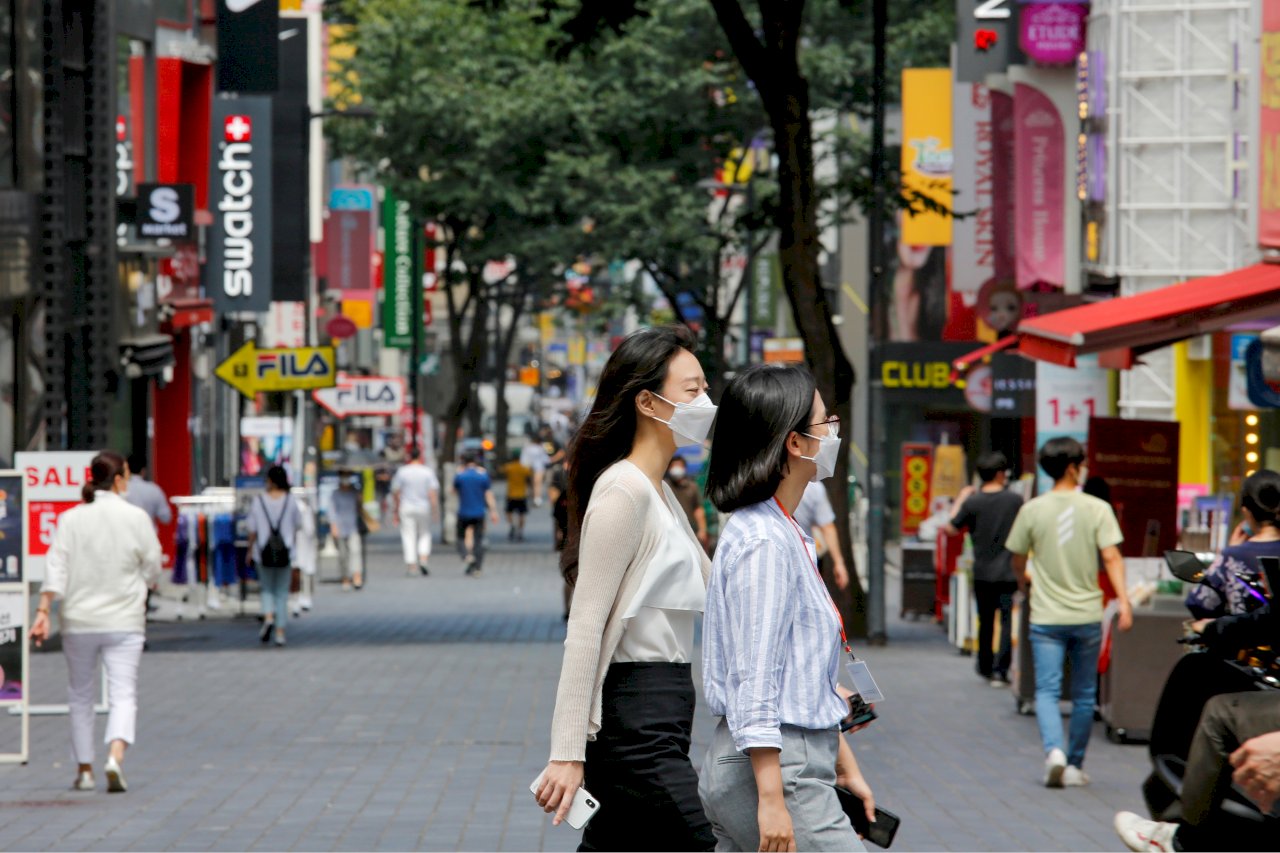 韓國開放觀光簽證申請 日本東京民眾大排長龍