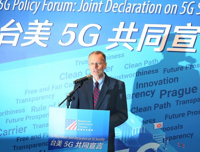 酈英傑：5G電信商若受中國等威權政府控制 將有隱私安全漏洞