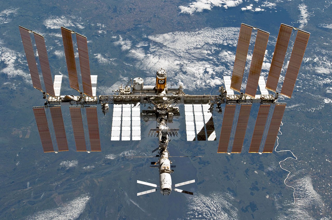 2025年前 俄與NASA繼續送太空人到國際太空站