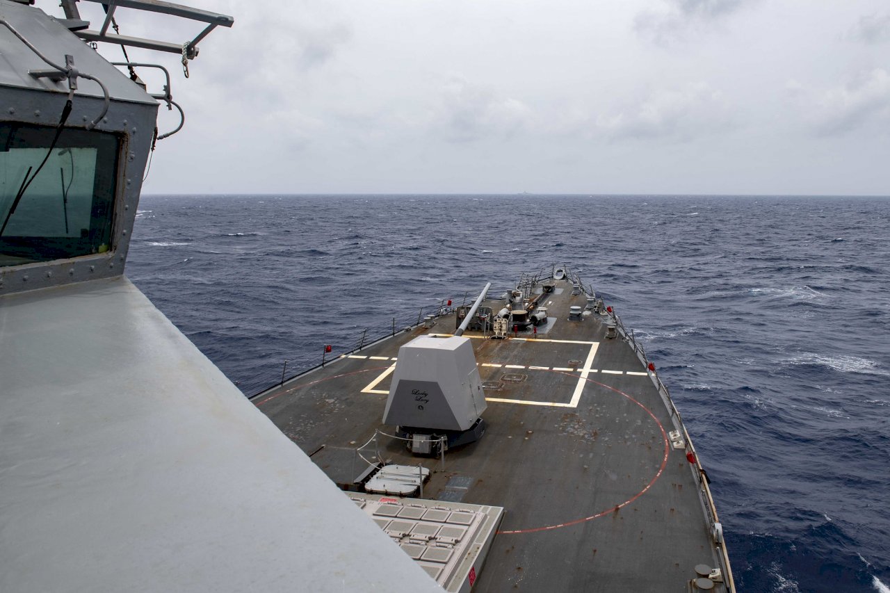中國向南海發射飛彈後 美驅逐艦駛入西沙海域