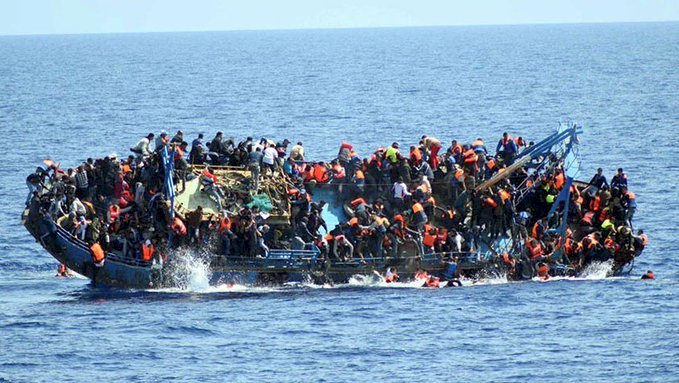 海上悲歌 義大利外海移民船火燒至少3人喪生