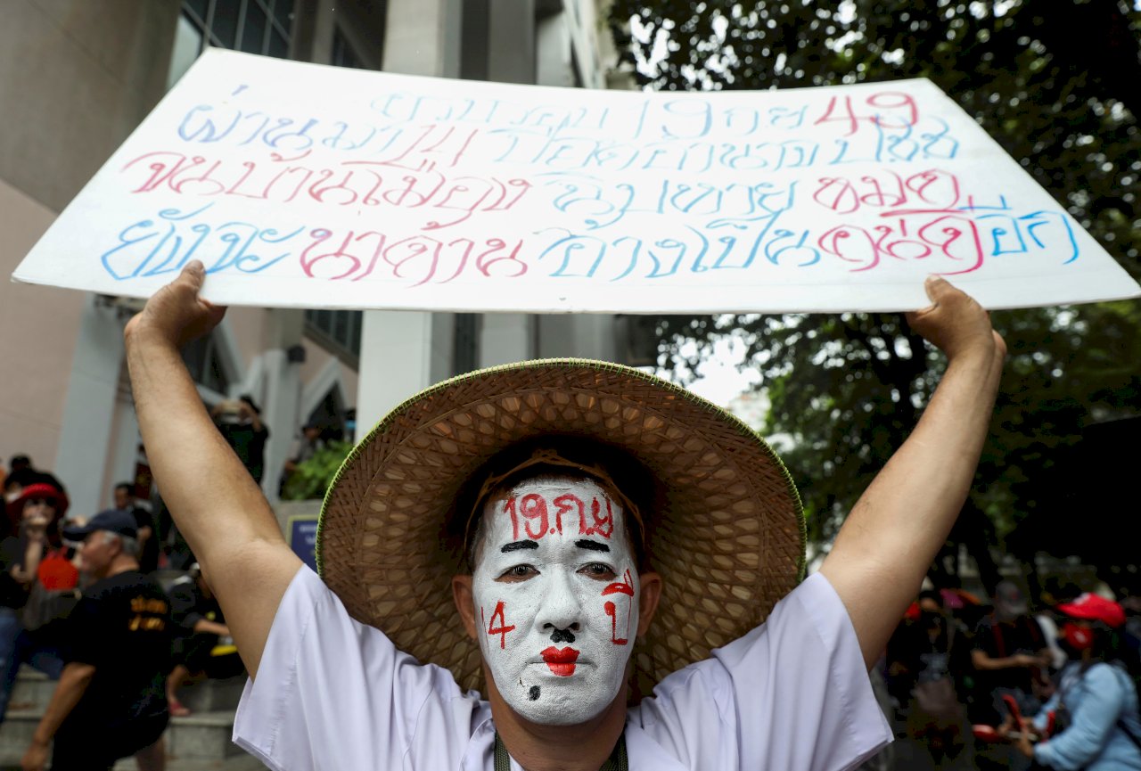 泰國抗議民眾齊聚曼谷　舉行大型反政府示威活動