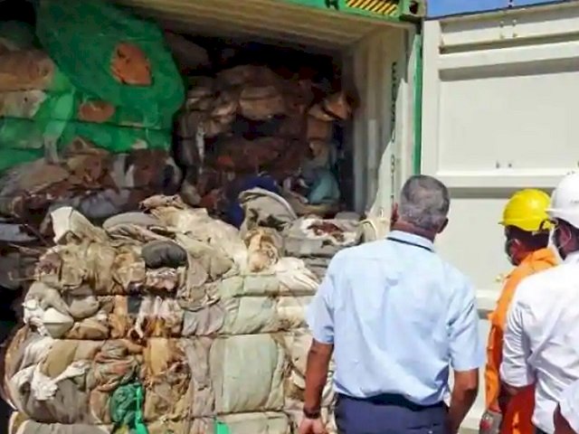 反擊洋垃圾　斯里蘭卡將260公噸廢棄物送回來源地英國