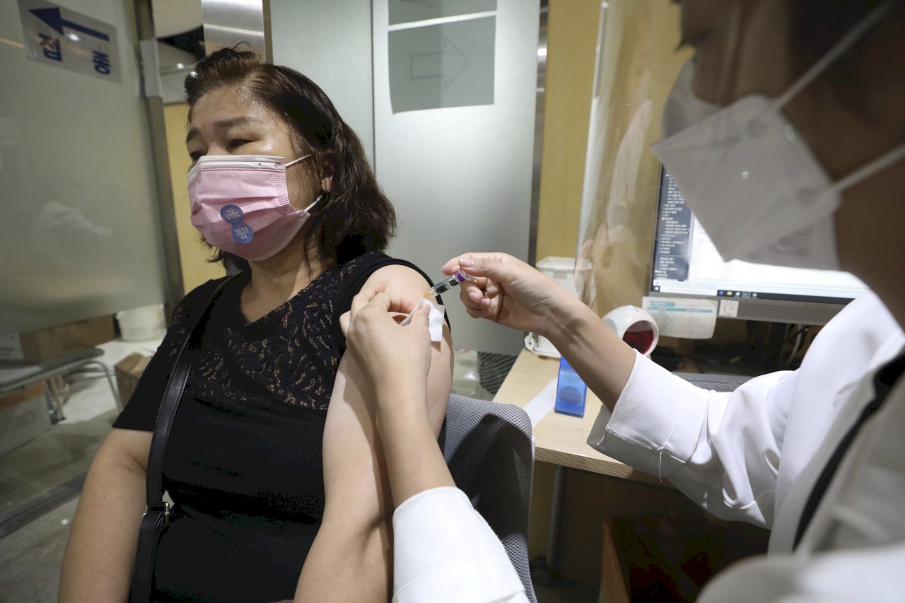 南韓流感疫苗48死 新加坡：暫停2款接種