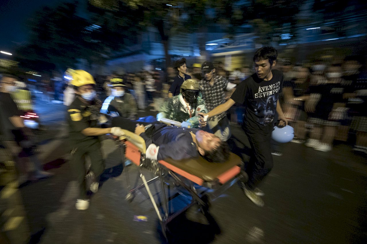 泰國爆發7月示威以來最嚴重衝突 至少55人受傷