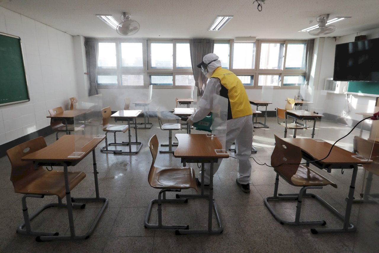 南韓升高防疫 首爾地區學校自15日起關閉