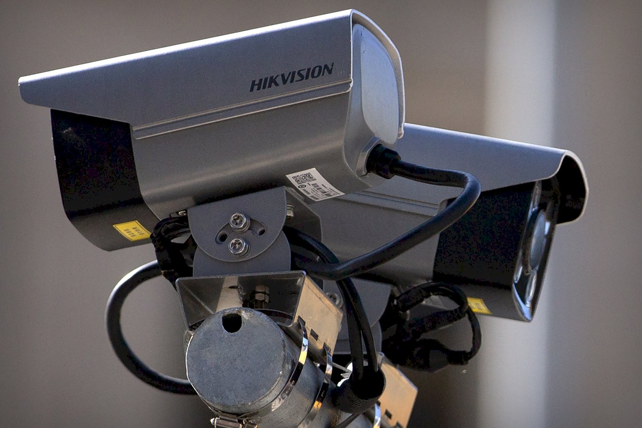 安全擔憂 英國限制政府機關安裝中國攝像機