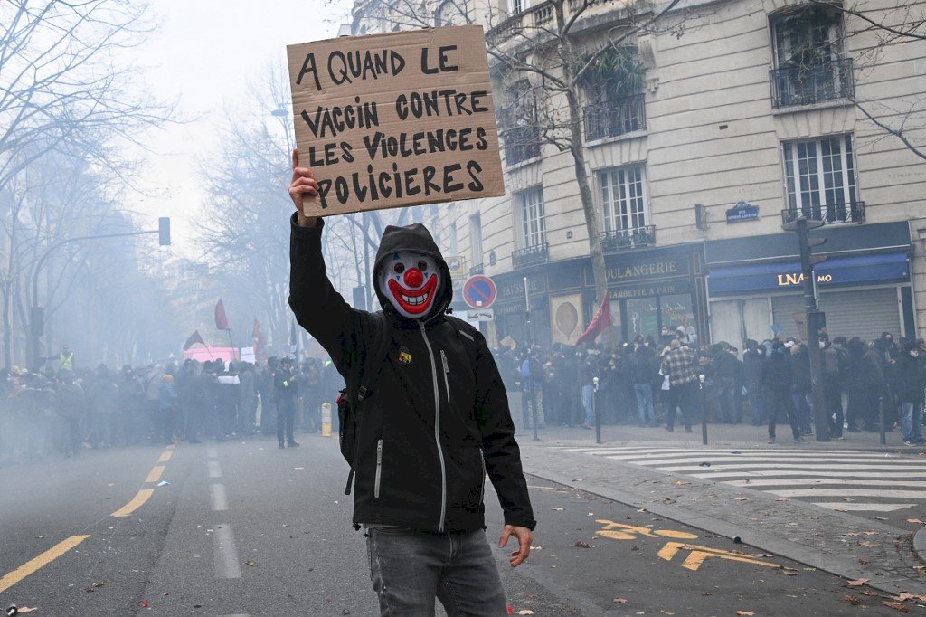 法國火爆抗議再現 新安全法命運未卜