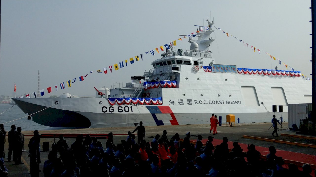 安平艦交船 總統：展現台灣造船實力 強化海巡及國防力量(影音)