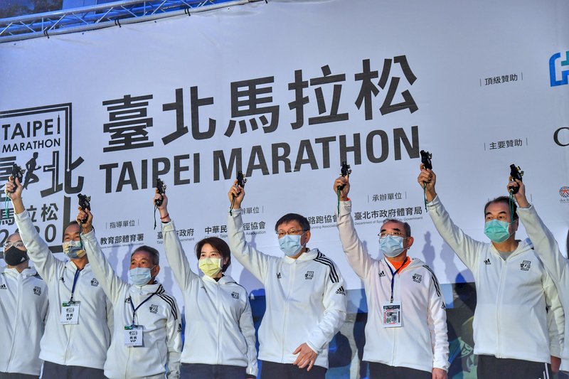 全球矚目！台北馬拉松2萬8千人飆速  肯亞選手奪冠破大會記錄