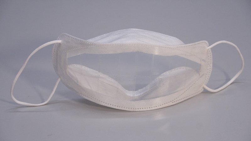 嘉惠聽障人士！香港科大研發出奈米薄膜 可造透明口罩