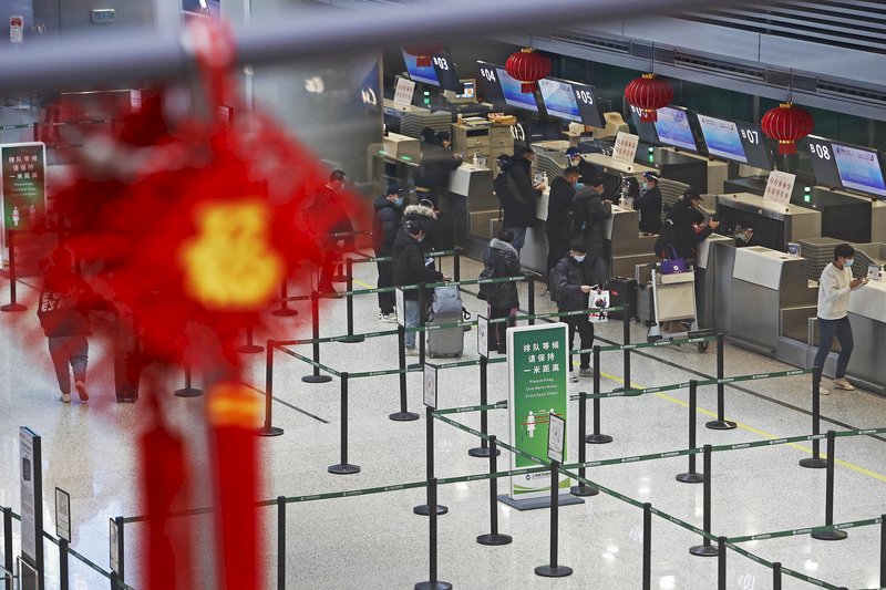 中國宣布有序恢復出境旅遊 國際機票預訂暴增5倍