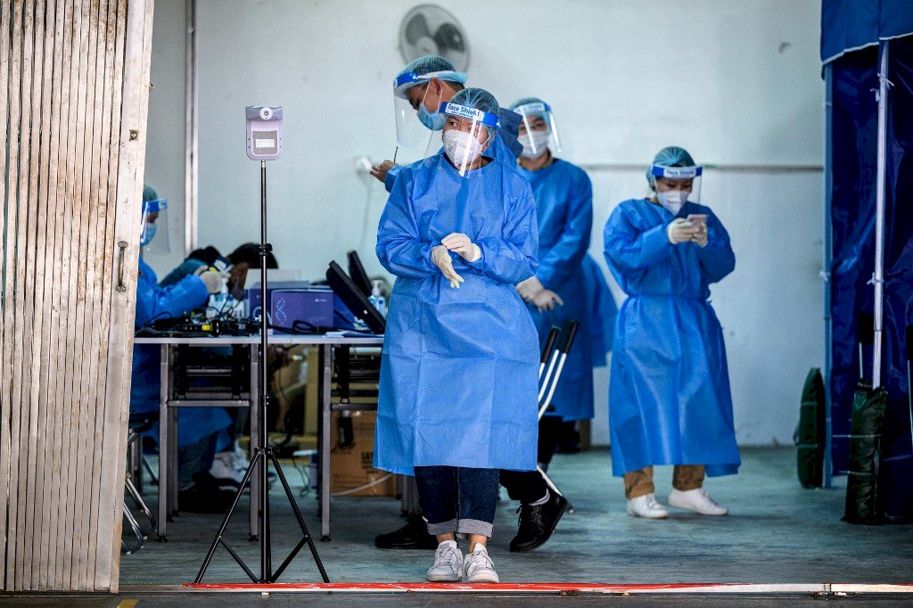 總評香港防疫政策，為何香港疫情如此嚴峻？