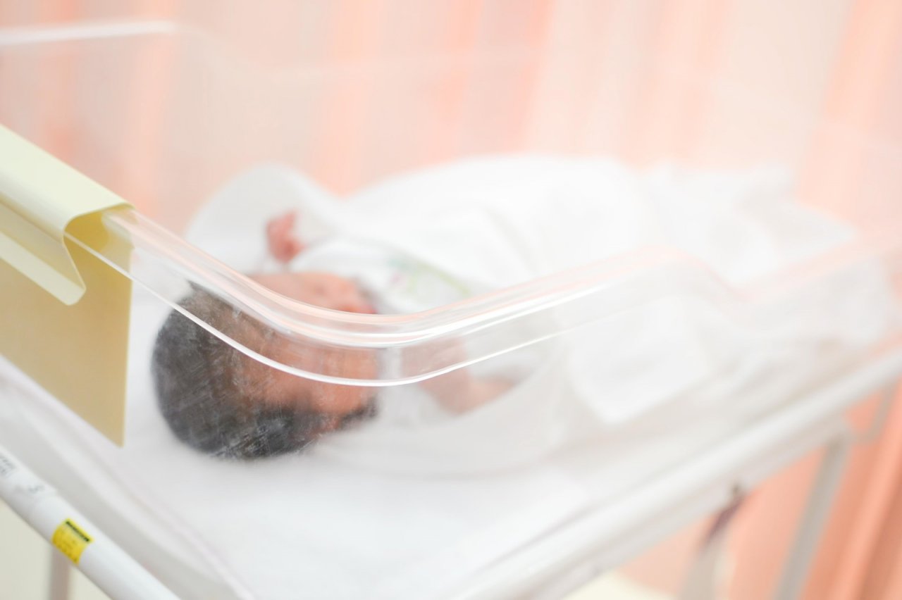 國泰醫院組外接轉診團隊 成功搶救重症早產兒